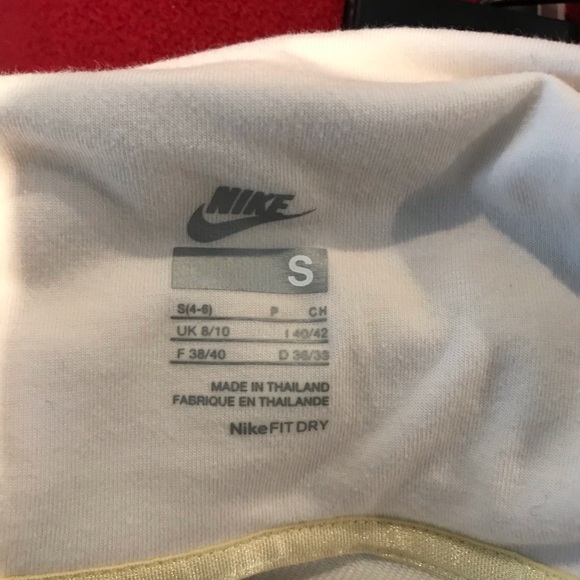 Nike Oversized Hood Top - Picture 7 of 7